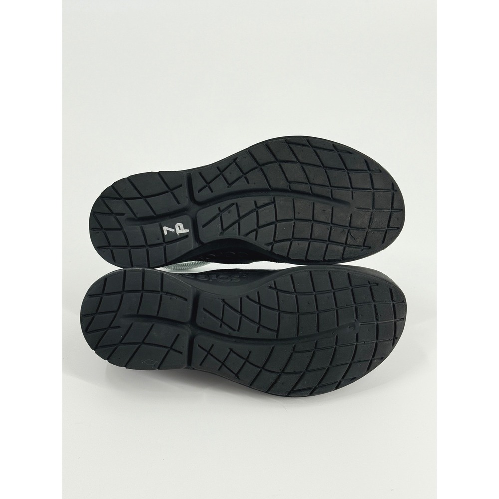 OOFOS OOmg Low eeZee Shoe Womens Sz 7.5 Recovery comfort casual Black slip on - Picture 4 of 14